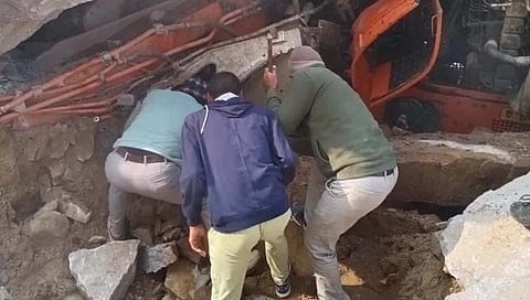 Haryana landslide : हरियाणामध्ये भूस्खलनामुळे चाैघांचा मृत्यू, १५ जण अडकल्याची भीती