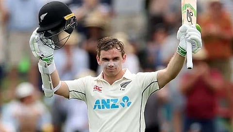 Tom Latham : न्यूझीलंडच्या टॉम लॅथमचा ‘डबल धमाका’, बांगलादेश पराभवाच्या छायेत