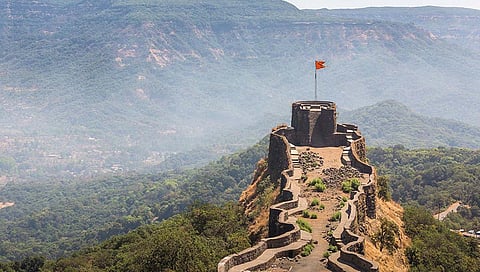 Mahabaleshwar and Panchgani : महाबळेश्वर व पाचगणी पर्यटकांसाठी खुले