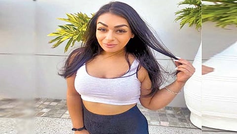 ऑस्ट्रेलियन मॉडेलवर ओमायक्रॉन व्हायरसचा असाही साइड इफेक्ट