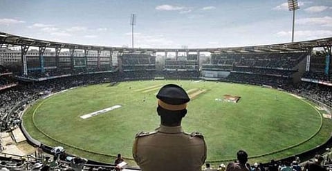 मुंबई क्रिकेट असोसिएशनने मुंबई पोलिसांचे १४.८२ कोटी थकवले