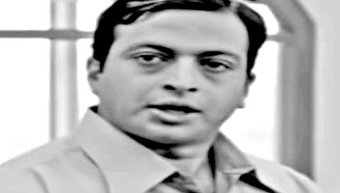 राष्ट्रवादीत ‘नथूराम’, मविआत ‘हे राम’! शरद पवारांकडून अमोल कोल्हेंच्या भूमिकेचे समर्थन