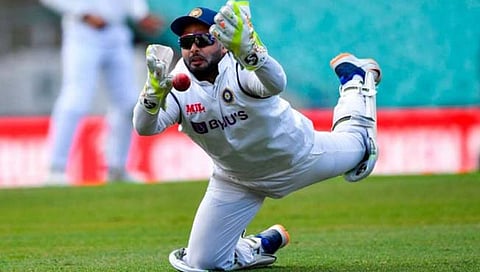 Rishabh Pant : फलंदाजीत फेल गेलेल्या ऋषभ पंतचे द. आफ्रिकेत ‘स्पेशल शतक’