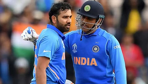 Rohit Sharma : ‘या’ खेळाडूने रोहितची तुलना केली धोनीशी