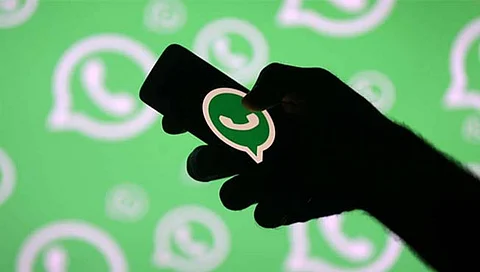 WhatsApp चे नवीन फीचर येतेय, sent झालेला मेसेज एडिट करता येणार!