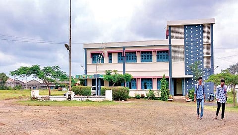 निपाणी एपीएमसीवर 1 मार्चपासून प्रशासक