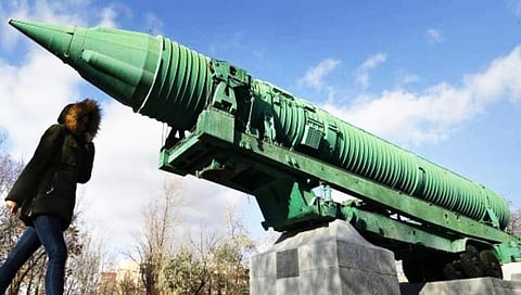 NATO जवळही अणवस्त्रं आहेत, हे रशियाने विसरू नये; फ्रान्सचा इशारा