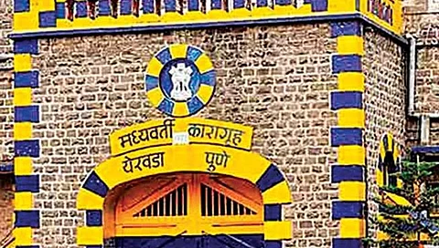 लोणी काळभोरमधील 3 सराईत गुन्हेगार येरवड्यात स्थानबद्ध