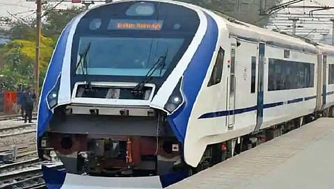 Union Budget 2022 : पुढील तीन वर्षांमध्ये ४०० नवीन वंदे भारत एक्सप्रेस सुरु करणार : अर्थमंत्री