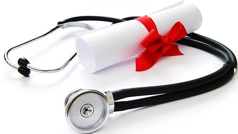 राज्यातील 10,236 विद्यार्थ्यांना वैद्यकीय पदवी, आरोग्य विद्यापीठाचा बुधवारी ऑनलाइन दीक्षांत समारंभ