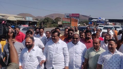 नाशिकमधून शिवसैनिक मुंबईकडे रवाना