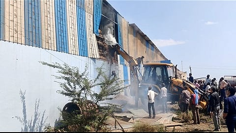 सटाणा : कंधाणा फाटा परिसरातील शेंगदाणा ऑइल मिलला भीषण आग