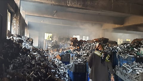 ब्रेकिंग : सातपूर औद्योगिक वसाहतीत भीषण आग ; कंपनीचा पहिला मजला जळून खाक, लाखो रुपयांचे नुकसान