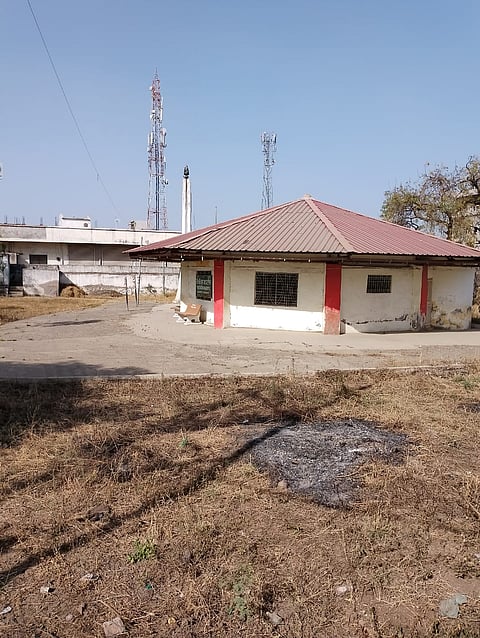 हिंगोली : ‘आखाडा बाळापूर स्मारकास उद्यान करून संसदरत्न राजीव सातव यांचे नाव द्या’