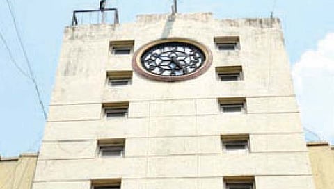 सांगली : भुयारी ड्रेनेज अपूर्ण; महापालिकेला ठेकेदार जुमानेना