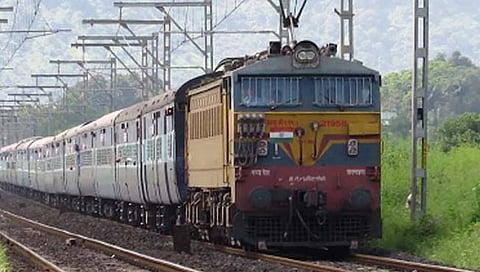 कोल्हापूर-मुंबई सह्याद्री एक्स्प्रेस सह चार एक्स्प्रेस गाड्या कायमच्या बंद होणार