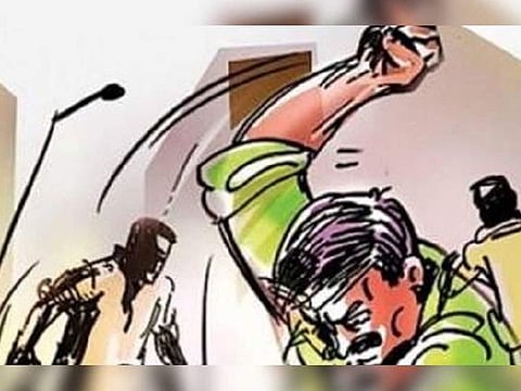 सांगली : बैलगाडी पुढे पळविल्याच्या रागातून एकाला बेदम मारहाण, नऊ जणांविरूद्ध गुन्हा