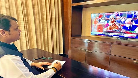 भारताला आत्मनिर्भर आणि अधिक बलशाली बनविणारा अर्थसंकल्प : देवेंद्र फडणवीस