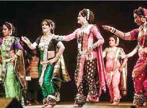 कार्यक्रमांचा खर्च तेवढाच; उत्पन्न मात्र निम्मे : सांस्कृतिक क्षेत्राची खंत