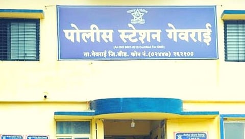 बीड : घातपात की आत्महत्या; घटनेने गेवराई तालुक्यात एकच खळबळ