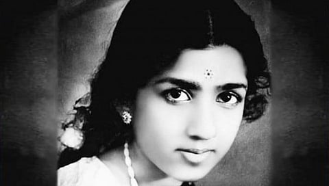Lata Mangeshkar : लतादिदींनी लग्न का केलं नाही? ‘हे’ होतं मुख्य कारण…