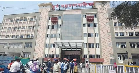 आश्चर्यम! वादग्रस्त ठेकेदार पात्र; कचरा वाहतूक गैरव्यवहारावरून चौकशी सुरू