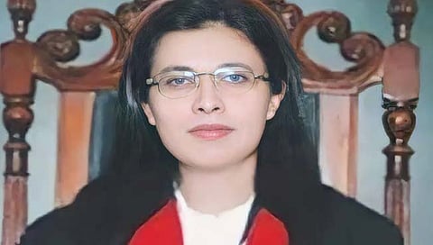 अस्थिर पाकिस्तानची नवी दिशा