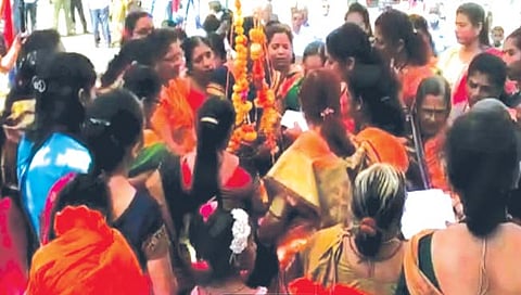 किल्ले पन्हाळगडावर शाही थाटात शिवजन्मोत्सव सोहळा ‘जय भवानी... जय शिवाजी’च्या जयघोषाने दुमदुमला गड