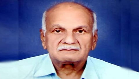 गडहिंग्लज : हयातभर रक्तदानाची जागृती, मृत्यूनंतर नेत्रदान ! डॉ. अरुण हिडदुगी कुटुंबीयांचा आदर्श