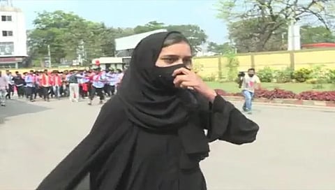 हिजाब वादातील मुस्कानचे नाव आता उर्दू घराला ! मालेगावच्या महापौरांची घोषणा