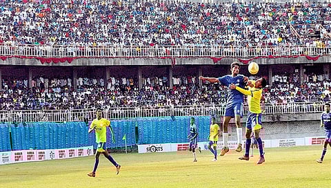 Mahapour Trophy : ‘महापौर चषक’ने फुटबॉल हंगामाचा 11 रोजी प्रारंभ