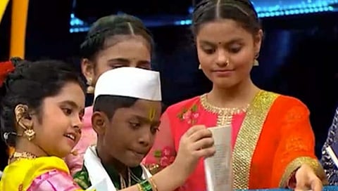 मी होणार सुपरस्टार छोटे उस्ताद शोच्या मंचावर मराठी भाषा दिवस