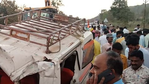 नांदेड : हळद सुकण्यापूर्वीच काळाचा घाला; लग्नाच्या तिसऱ्याच दिवशी नववधूच्या भावासह ८ ठार