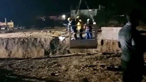 Tunnel Accident : मध्य प्रदेशमध्ये बोगद्याखाली ७ मजूर अडकले, बचावकार्य सुरू