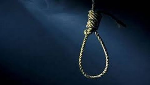 आत्महत्या