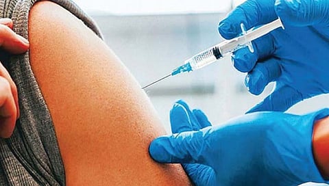 नाशिकमध्ये कोरोना प्रतिबंधित लशींचा साठा संपुष्टात, लसीकरण ठप्प