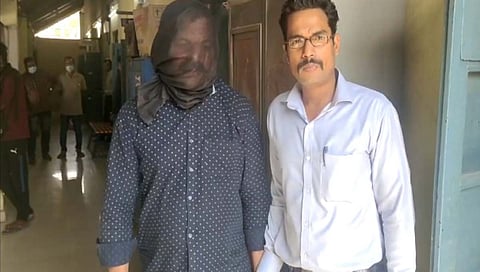 रेल्वेत परदेशी महिलेचा विनयभंग, तीन वर्षानंतर संशयितास अटक