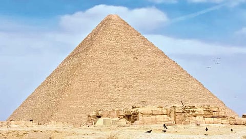 कैरो : गिझाच्या पिरॅमिडमधील छुपे चेंबर होणार उघड?