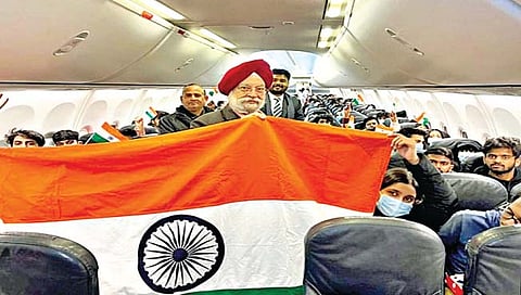 कीव्ह : सुमीत अडकलेल्या 694 विद्यार्थ्यांची सुटका