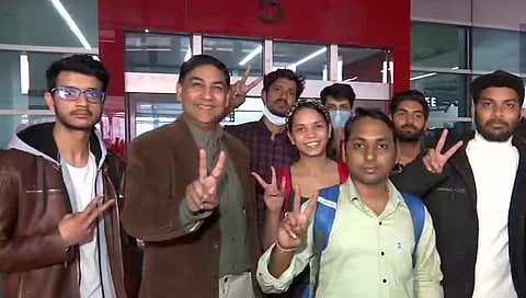 युक्रेनमधील सुमीमध्ये अडकलेले ६०० विद्यार्थी मायदेशी परतले