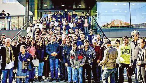 युक्रेनमध्ये अजुनही ३ हजार भारतीय विद्यार्थी अडकले