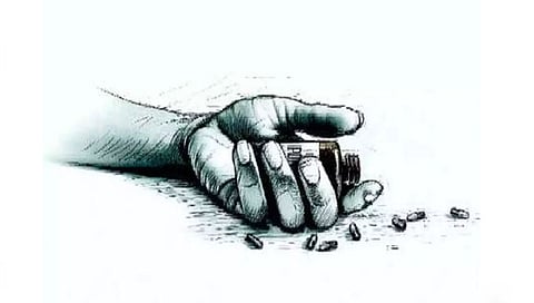 लासलगाव : पोलीस ठाण्यासमोरच प्रेम प्रकरणातून अल्पवयीन मुलाने घेतले विष