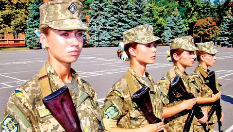 रशिया-युक्रेन युद्ध : ‘वूमन वॉरियर्स’ रणभूमीत आघाडीवर