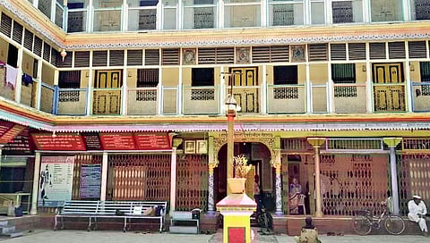 पंढरपूर : संत गाडगेबाबांच्या धर्मशाळेचे सेवाकार्य अविरत सुरू