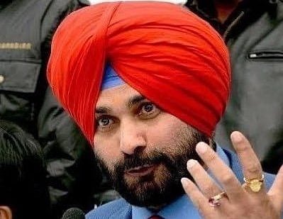 नवज्योत सिंग सिद्धू यांनी दिला पंजाब काँग्रेस प्रदेशाध्यक्षपदाचा राजीनामा