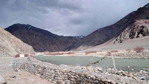 हॉट स्प्रिंग : चीनवर विश्वास कसा ठेवायचा?