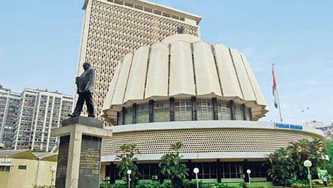 जुनी प्रभाग रचना रद्द ; महापालिका, झेडपी निवडणुका सहा महिने लांबणीवर