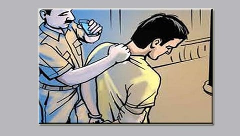 पोलीस कारवाई