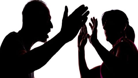 घराबाहेर राहणारे नातेवाईकही आता ‘घरगुती हिंसाचारा’च्या कक्षेत : मुंबई सत्र न्यायालय