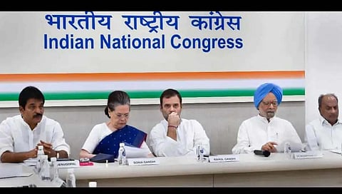दारुण पराभवानंतर काँग्रेसमध्ये हालचालींना वेग ; सोनिया गांधी कोणता निर्णय घेणार ?